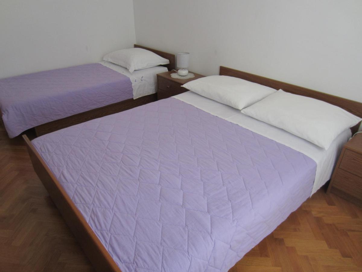 Ivic Apartments Vodice Croatia Ngoại thất bức ảnh