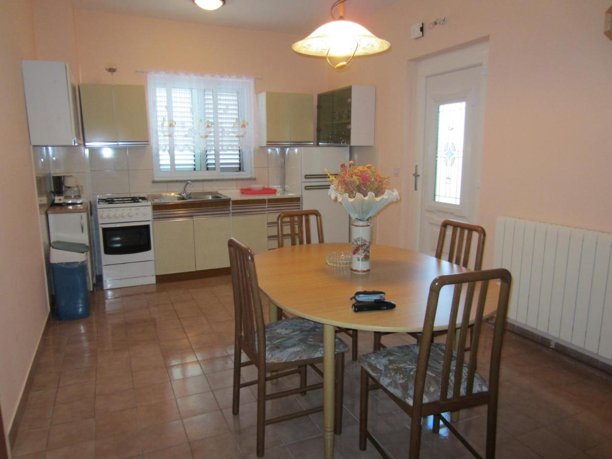 Ivic Apartments Vodice Croatia Ngoại thất bức ảnh